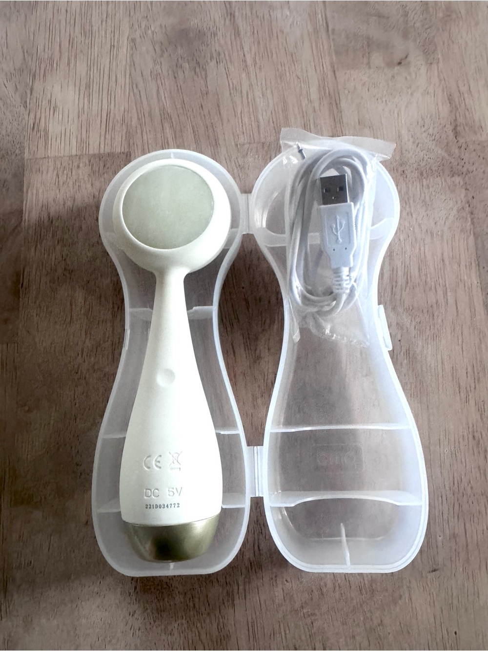 PMD Ulta Face Jade Ivory Gold Smart SonicGlow Cleansing Device New Without Box